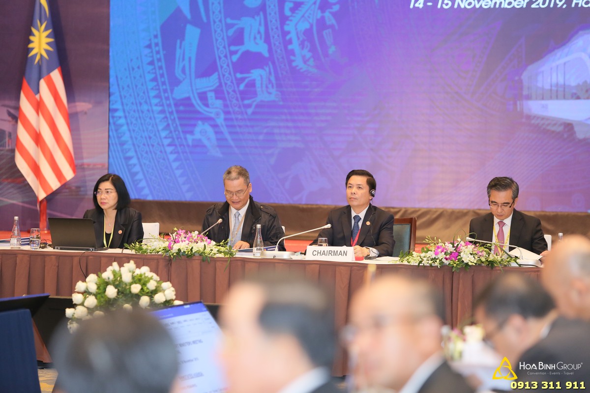 H.E. Mr. Nguyen Van The, Minister of Transport of Viet Nam chaired the Meeting