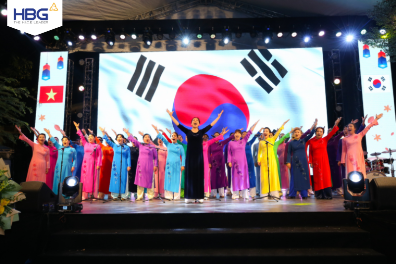 MORE THAN 150 THOUSAND PEOPLE PARTICIPATE IN THE FESTIVAL OF THE VIETNAM – KOREA FESTIVAL CULTURAL ROAD